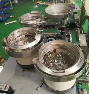 Автоматическая счетная упаковочная машина для крепления